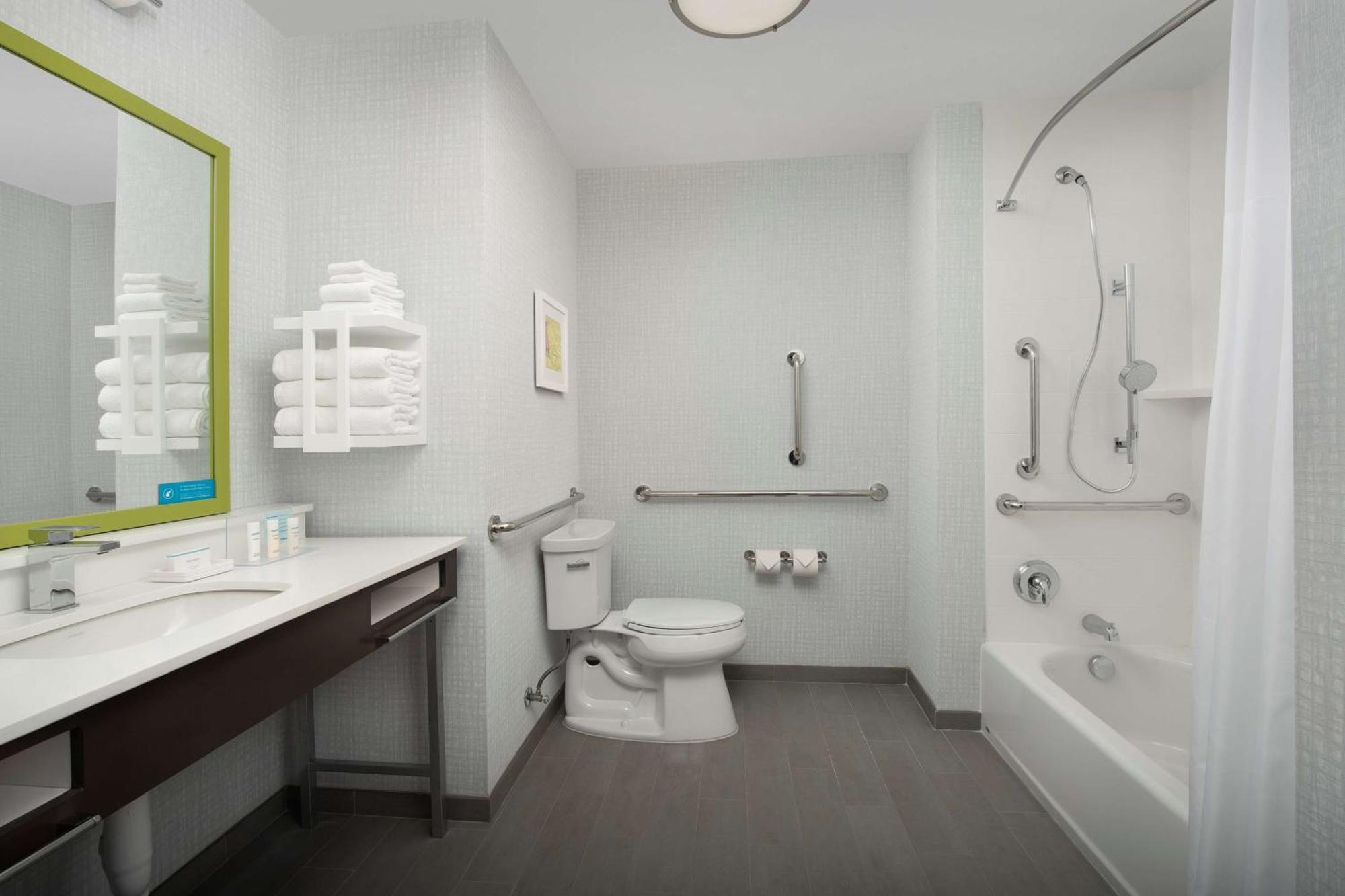 Hampton Inn & Suites Charlotte Airport Lake Pointe Exterior foto